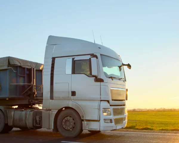Cooperativa de transporte rodoviário de carga deve emitir CTe? 